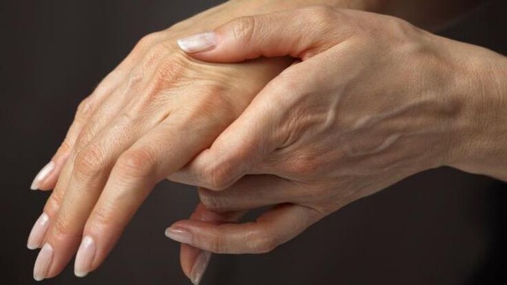 bolečine v sklepih prstov