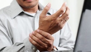 razlika v simptomih artritisa in artroze